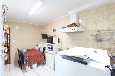 Casa à venda com 180m², 2 quartos e 1 vaga