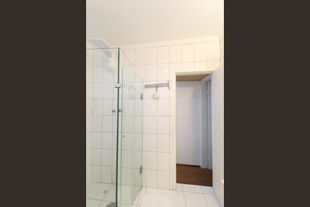 Casa à venda com 180m², 2 quartos e 1 vaga