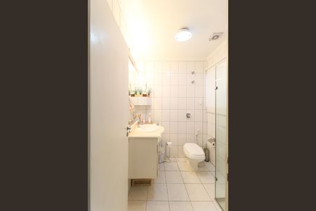 Casa à venda com 180m², 2 quartos e 1 vaga