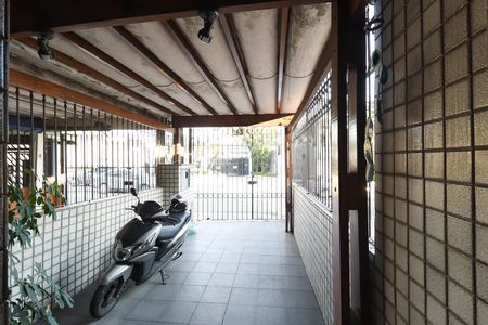 Casa à venda com 180m², 2 quartos e 1 vaga