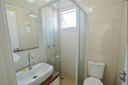 Banheiro de apartamento para alugar com 2 quartos, 40m² em Jardim Utinga, Santo André