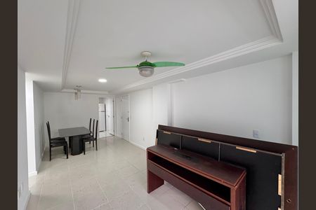 Apartamento à venda com 86m², 2 quartos e 2 vagasSala