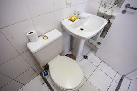Banheiro de apartamento para alugar com 1 quarto, 35m² em Itaim Bibi, São Paulo