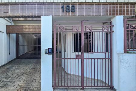 Apartamento para alugar com 35m², 1 quarto e sem vaga Apartamento para alugar com 35m², 1 quarto e sem vagaFachada