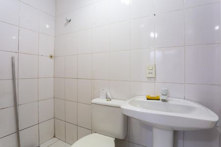 Banheiro de apartamento para alugar com 1 quarto, 35m² em Itaim Bibi, São Paulo