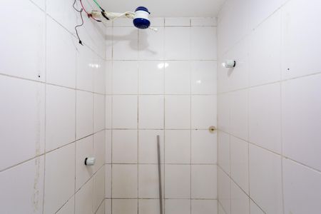Banheiro de apartamento para alugar com 1 quarto, 35m² em Itaim Bibi, São Paulo