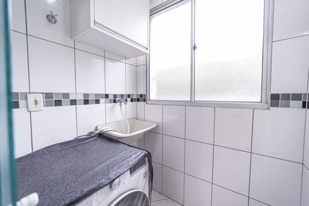 Área de Serviço de apartamento para alugar com 2 quartos, 45m² em Jardim Santa Teresinha, São Paulo