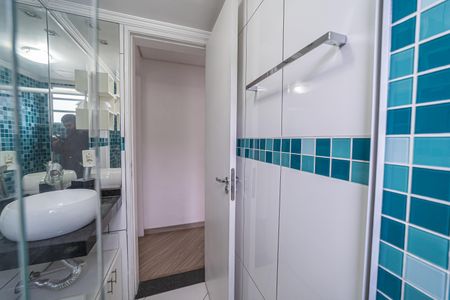 Apartamento para alugar com 45m², 2 quartos e 1 vaga Apartamento para alugar com 45m², 2 quartos e 1 vagaBanheiro