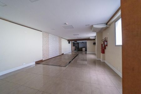 Apartamento para alugar com 45m², 2 quartos e 1 vaga Apartamento para alugar com 45m², 2 quartos e 1 vagaÁrea comum - Salão de festas