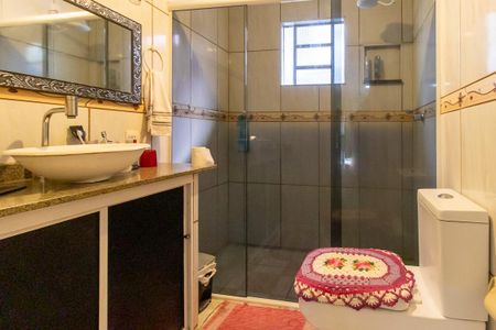 Casa à venda com 60m², 1 quarto e 4 vagasBanheiro