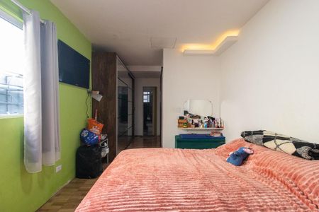 Casa à venda com 60m², 1 quarto e 4 vagasQuarto