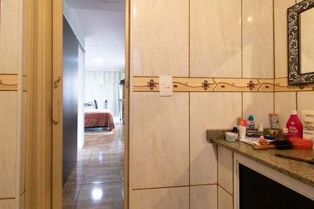 Casa à venda com 60m², 1 quarto e 4 vagasBanheiro