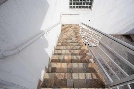 Casa para alugar com 30m², 1 quarto e sem vagaEscada