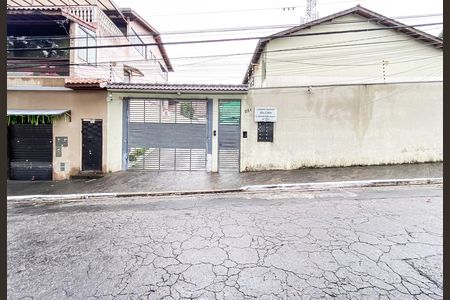 Casa de condomínio à venda com 74m², 2 quartos e 1 vaga Casa de condomínio à venda com 74m², 2 quartos e 1 vagaFachada