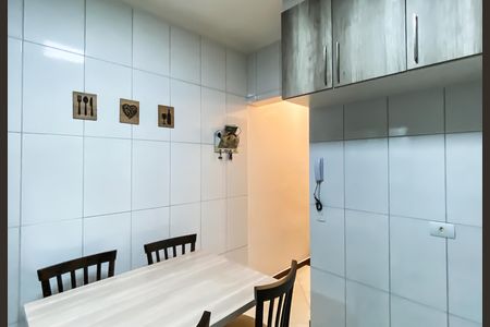 Casa de condomínio à venda com 74m², 2 quartos e 1 vaga Casa de condomínio à venda com 74m², 2 quartos e 1 vagaCozinha