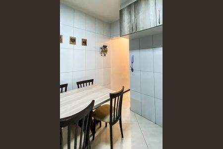 Casa de condomínio à venda com 74m², 2 quartos e 1 vaga Casa de condomínio à venda com 74m², 2 quartos e 1 vagaCozinha