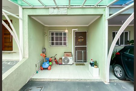 Casa de condomínio à venda com 74m², 2 quartos e 1 vaga Casa de condomínio à venda com 74m², 2 quartos e 1 vagaGaragem