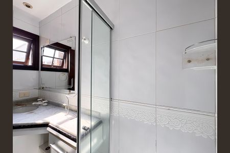 Casa à venda com 181m², 3 quartos e 2 vagasBanheiro da Suíte 2