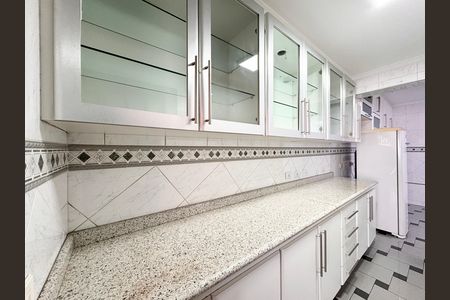 Casa à venda com 181m², 3 quartos e 2 vagasCozinha