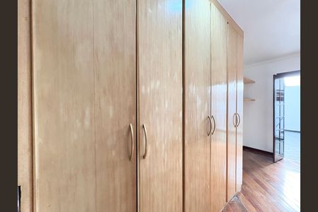 Casa à venda com 181m², 3 quartos e 2 vagasSuíte 3
