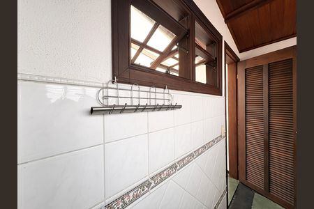 Casa à venda com 181m², 3 quartos e 2 vagasÁrea de Serviço