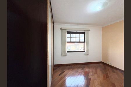 Casa à venda com 181m², 3 quartos e 2 vagas Suíte 1 