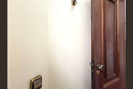 Casa à venda com 181m², 3 quartos e 2 vagasLavabo