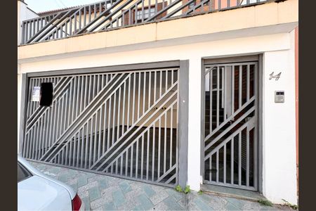 Casa à venda com 181m², 3 quartos e 2 vagasFachada