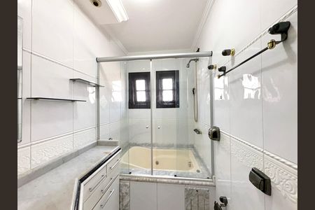 Casa à venda com 181m², 3 quartos e 2 vagasBanheiro da Suíte 1