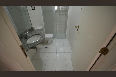 Apartamento à venda com 84m², 3 quartos e 2 vagasBanheiro Social