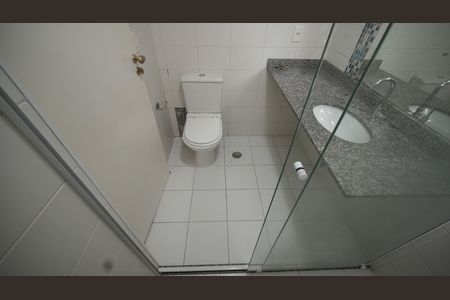 Apartamento à venda com 84m², 3 quartos e 2 vagasBanheiro da Suíte