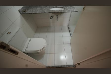 Apartamento à venda com 84m², 3 quartos e 2 vagasBanheiro da Suíte