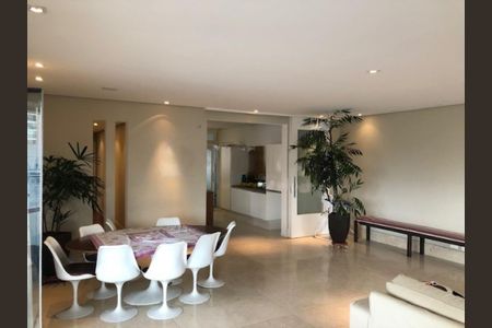 Apartamento à venda com 3 quartos, 200m² em Jardim Prudência, São Paulo