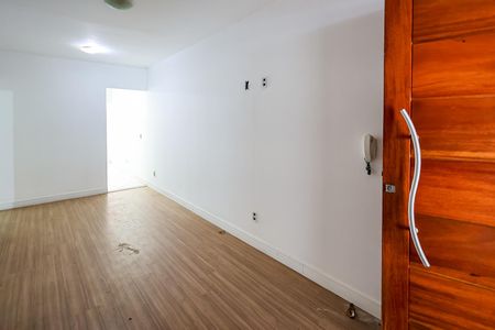 Casa para alugar com 150m², 2 quartos e 2 vagas Casa para alugar com 150m², 2 quartos e 2 vagasSala