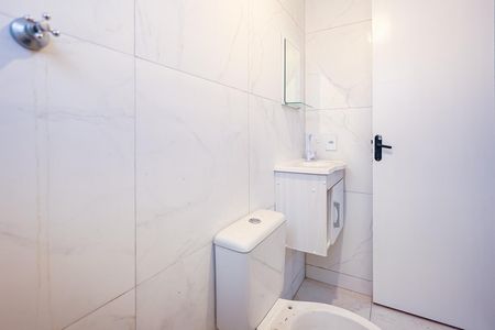 Casa para alugar com 150m², 2 quartos e 2 vagas Casa para alugar com 150m², 2 quartos e 2 vagasBanheiro da Suíte 2