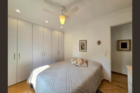 Studio para alugar com 70m², 1 quarto e 2 vagas Studio para alugar com 70m², 1 quarto e 2 vagasQuarto