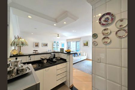 Studio para alugar com 70m², 1 quarto e 2 vagas Studio para alugar com 70m², 1 quarto e 2 vagasCozinha