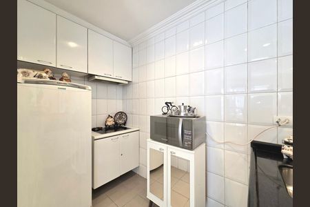Studio para alugar com 70m², 1 quarto e 2 vagas Studio para alugar com 70m², 1 quarto e 2 vagasCozinha