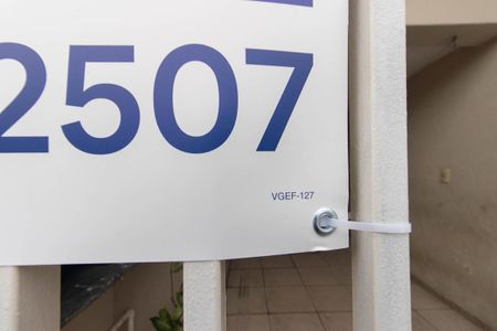 Casa à venda com 150m², 3 quartos e 1 vagaPlaca VGEF-127
