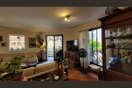 Apartamento à venda com 4 quartos, 206m² em Vila Uberabinha, São Paulo