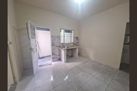 Casa para alugar com 1 quarto, 40m² em Jardim Monte Cristo, Suzano