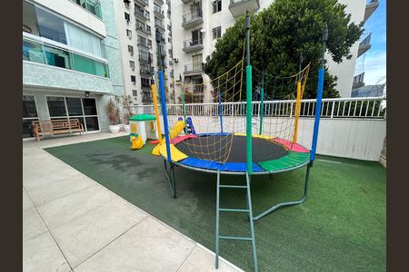 Apartamento para alugar com 68m², 2 quartos e 1 vagaÁrea comum - Playground