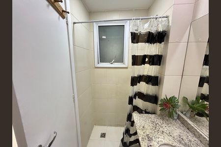 Apartamento para alugar com 68m², 2 quartos e 1 vagaBanheiro Social