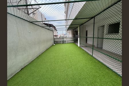 Apartamento para alugar com 68m², 2 quartos e 1 vagaCampo de futebol