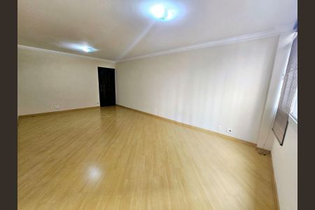 Apartamento para alugar com 134m², 3 quartos e 1 vaga Apartamento para alugar com 134m², 3 quartos e 1 vagaFoto 01