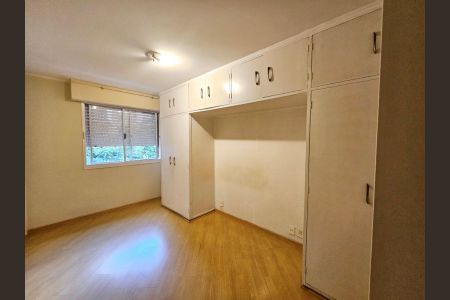 Foto 06 de apartamento para alugar com 3 quartos, 134m² em Itaim Bibi, São Paulo