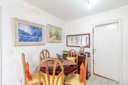 Apartamento à venda com 75m², 3 quartos e sem vaga