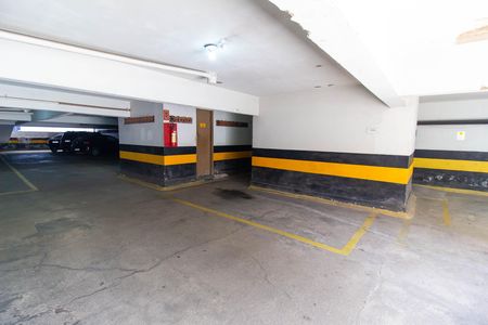 Apartamento à venda com 70m², 2 quartos e 1 vaga Apartamento à venda com 70m², 2 quartos e 1 vagaGaragem