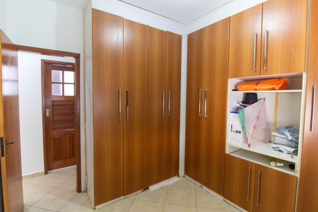Apartamento à venda com 70m², 2 quartos e 1 vaga Apartamento à venda com 70m², 2 quartos e 1 vaga Suíte