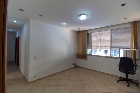 Sala de apartamento à venda com 2 quartos, 70m² em Santa Rosa, Niterói